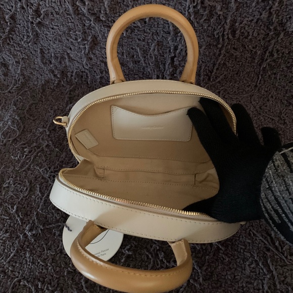 Authentic SEE BY CHLOÉ Shell-Shape Bag - Picture 9 of 16